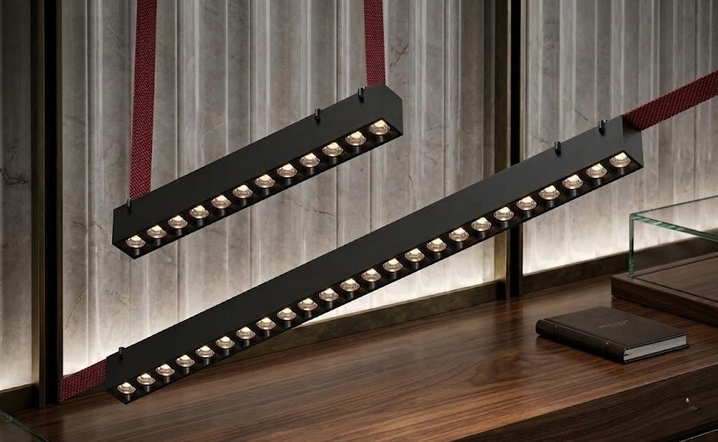 GLO Linear Spot Light