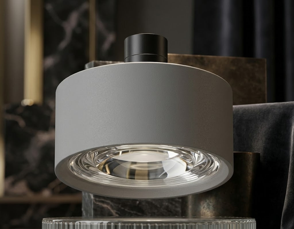 Luxe Point Spot Light