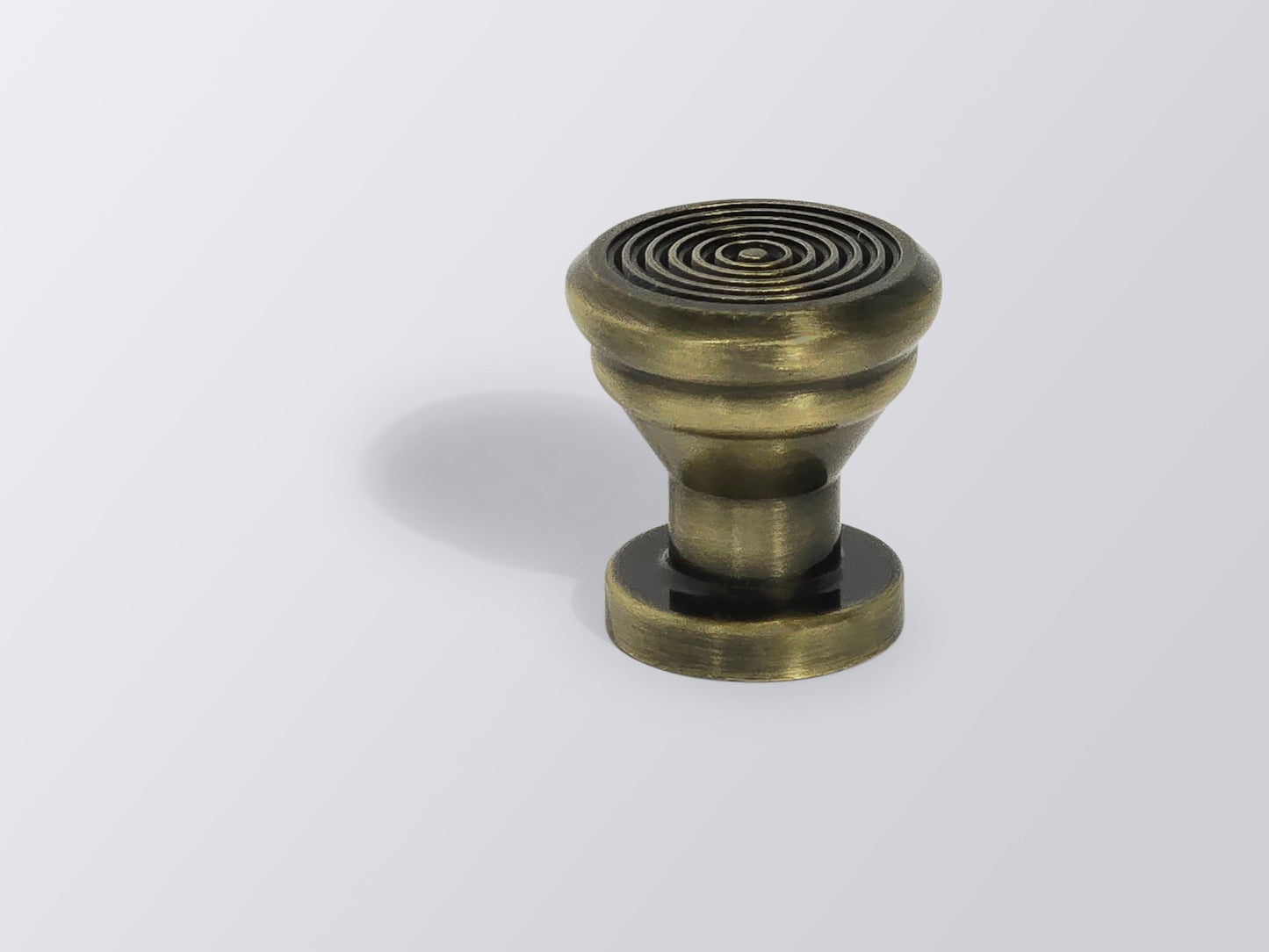AK 1018 Bulls Eye Knob