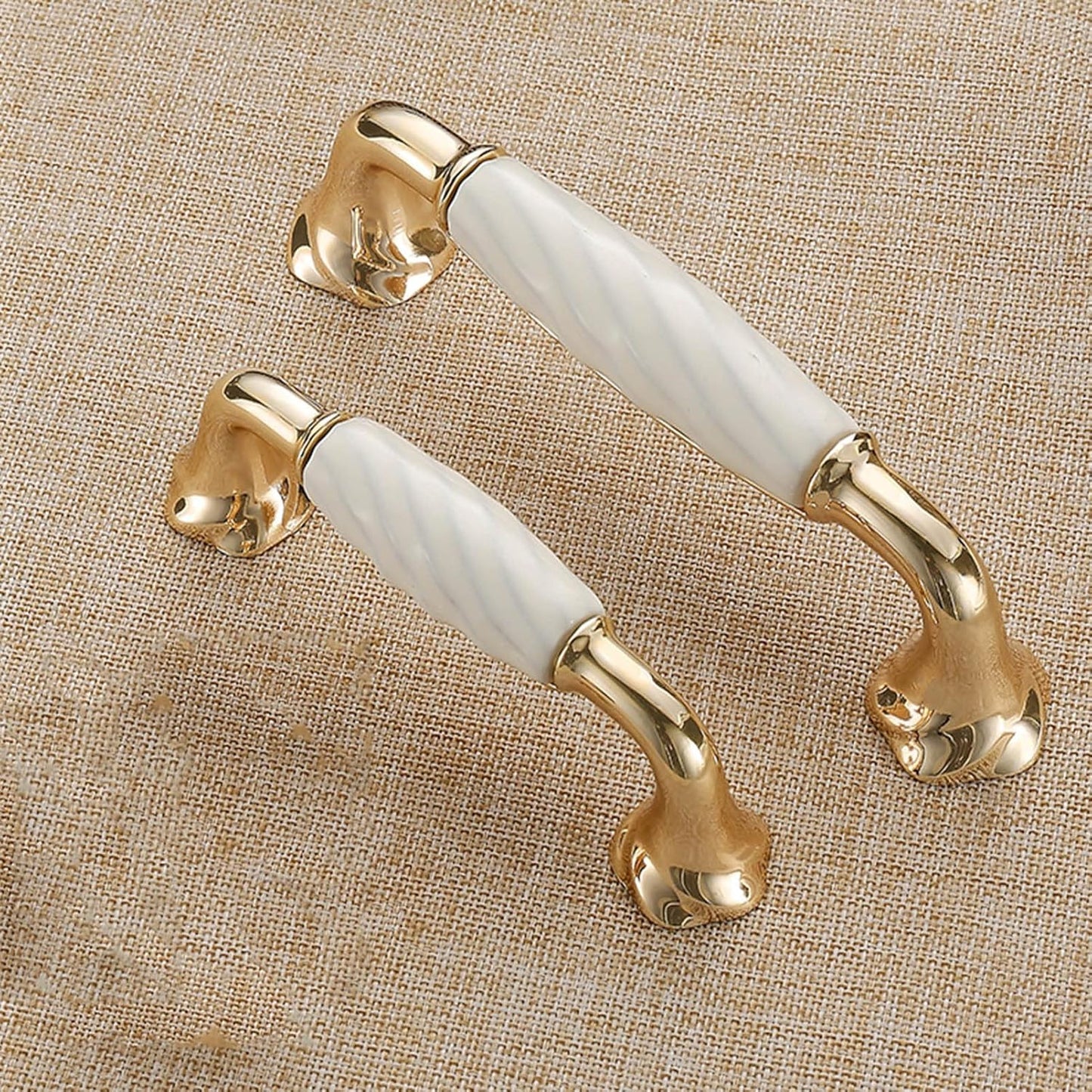 Ridged Ceramic & Zinc Cabinet Pull