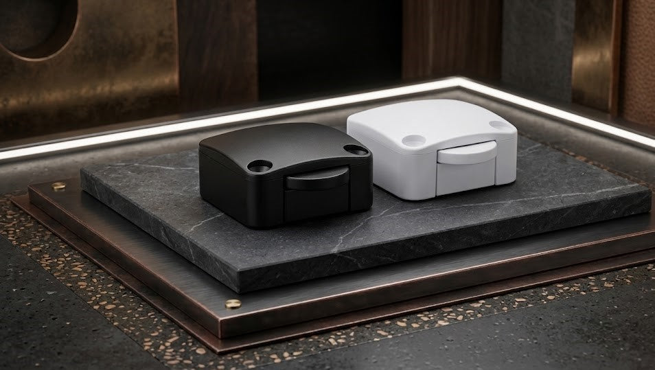 Wardrobe Square switch 01