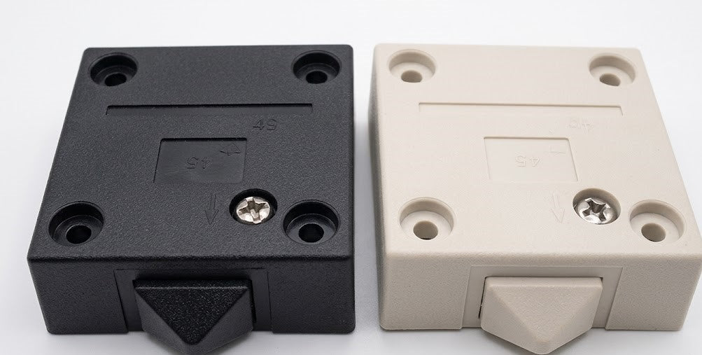 Wardrobe Square Switch 02
