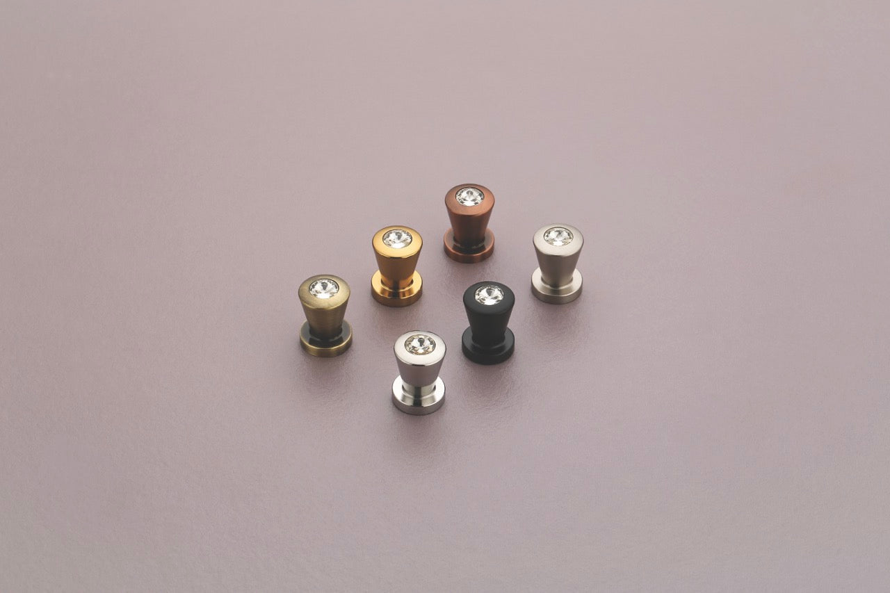 AK 1021 Pluto Knob