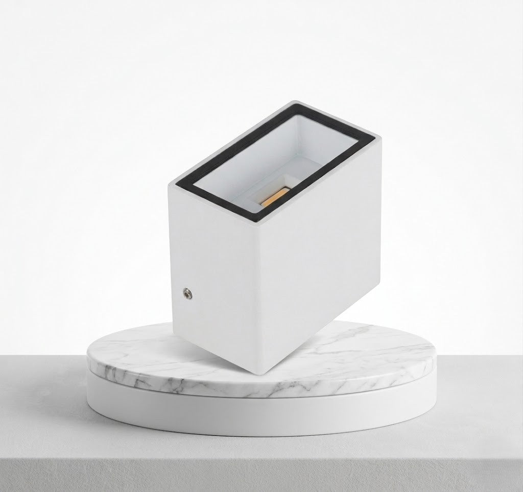 Ignis LED Outdoor Light (Rectangle)