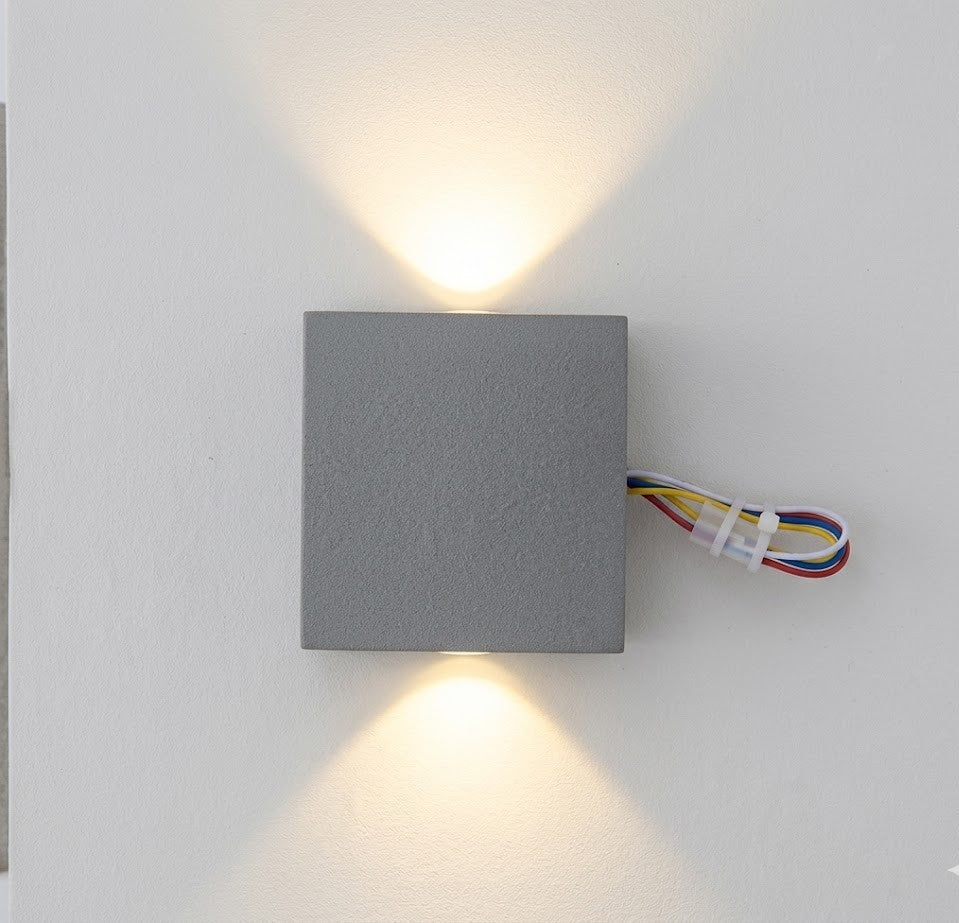 IRIS 1 LED Outdoor Light