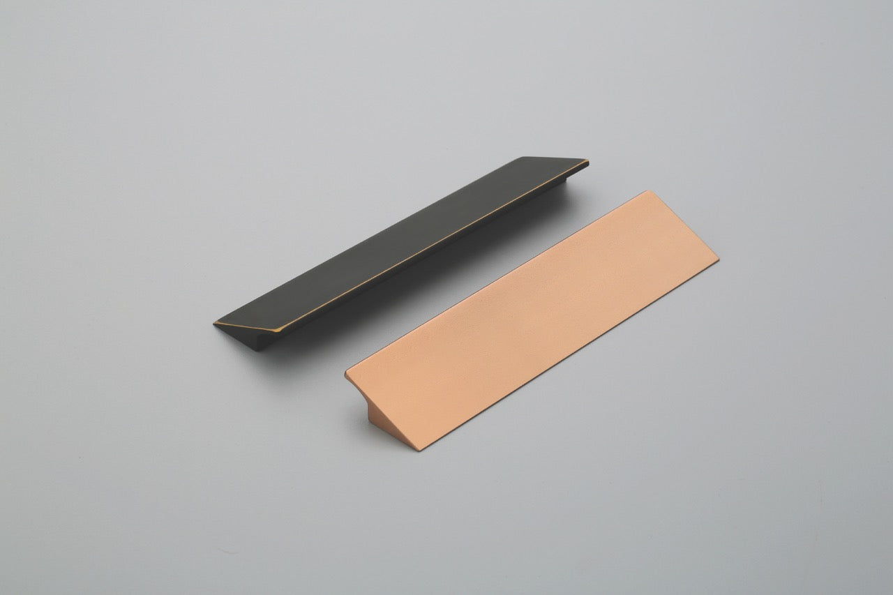 AL 2311 Sleek Wardrobe / Drawer Handle