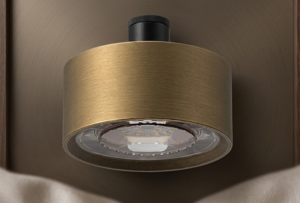 Luxe Point Spot Light