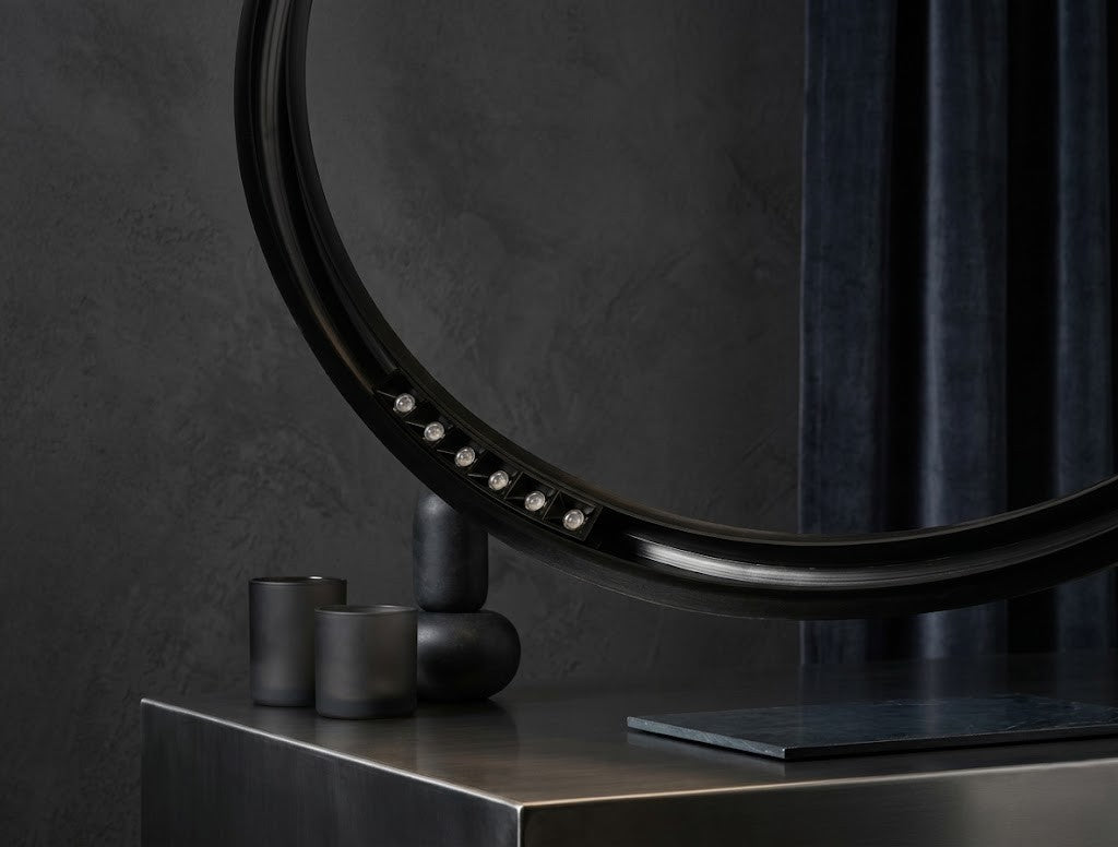 Neue Round Track Recessed Trimless