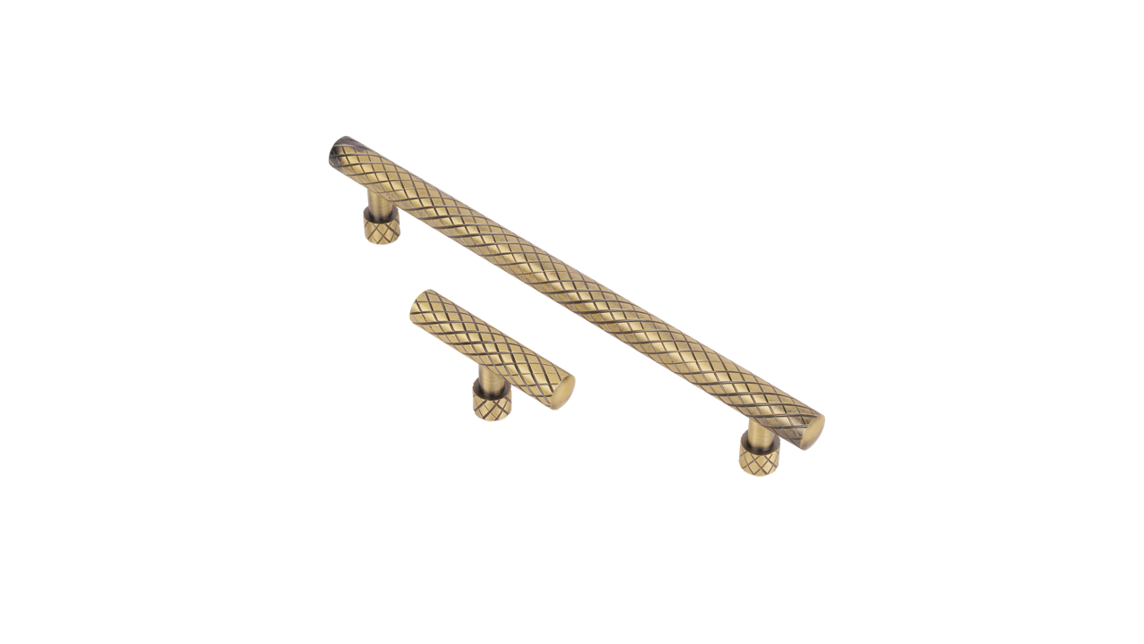 ACH 4300 Gem Brass Handle
