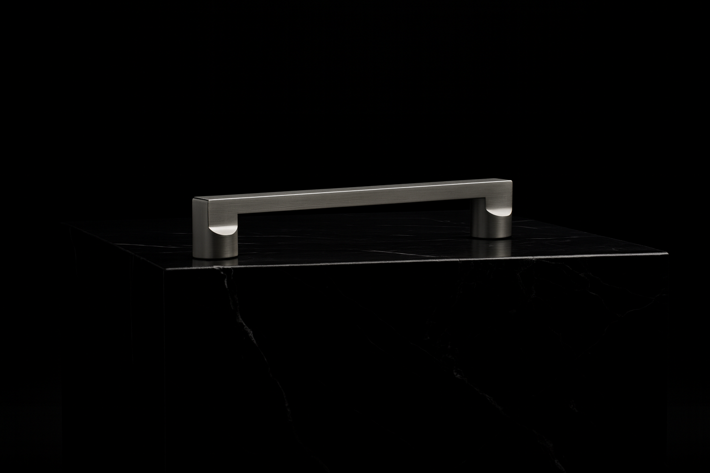 ACH 1324 Venice Wardrobe Handle