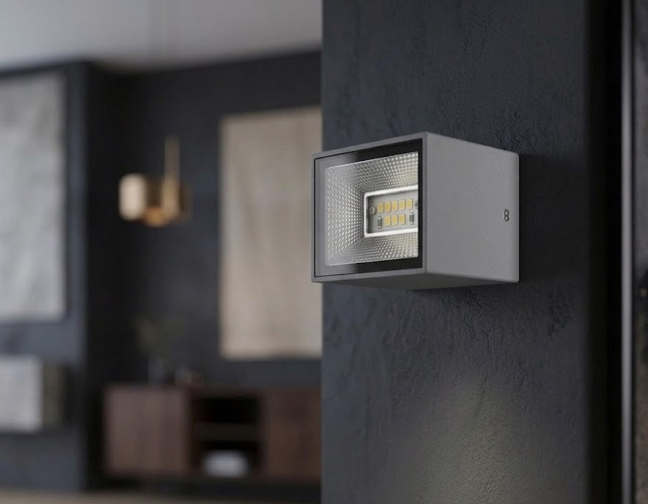 Ignis LED Outdoor Light (Square)