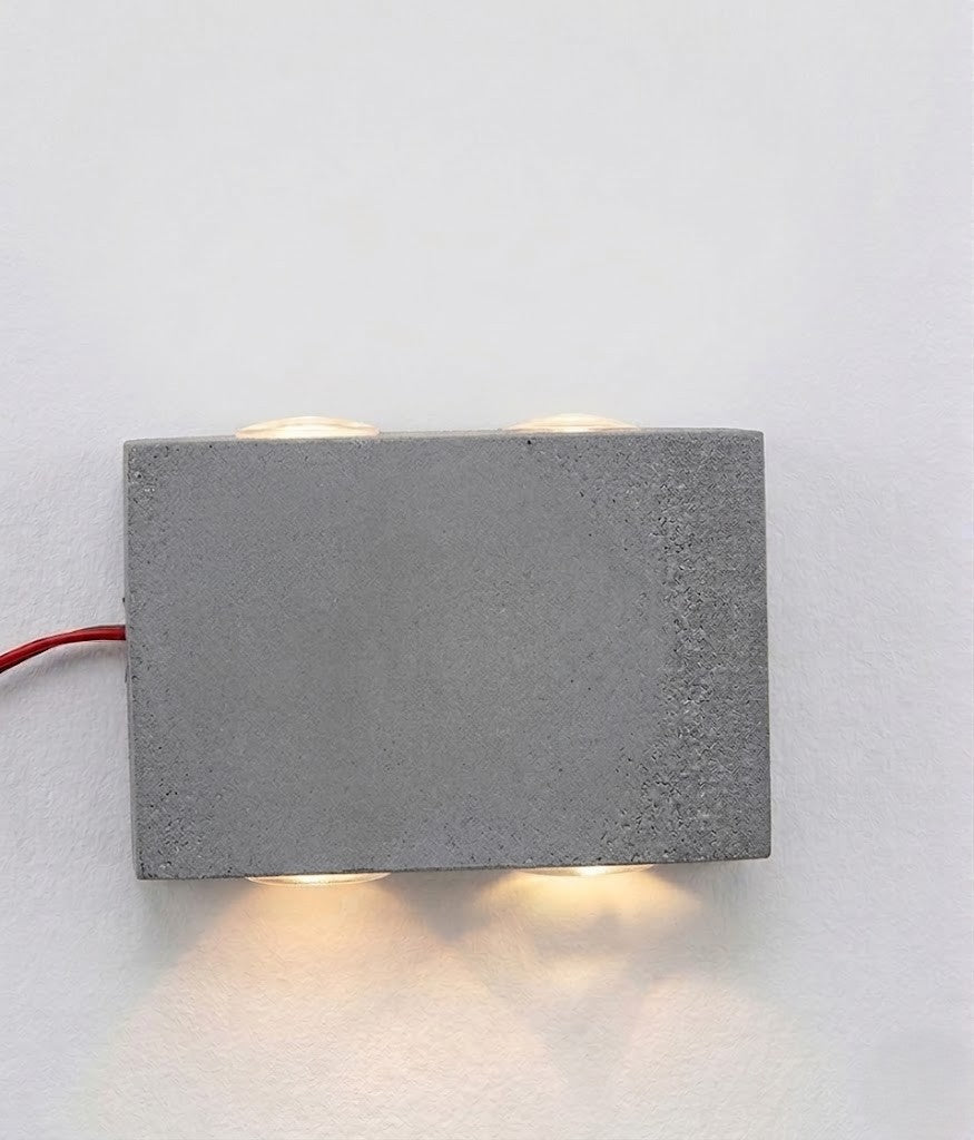IRIS 2 LED OUTDOOR LIGHT