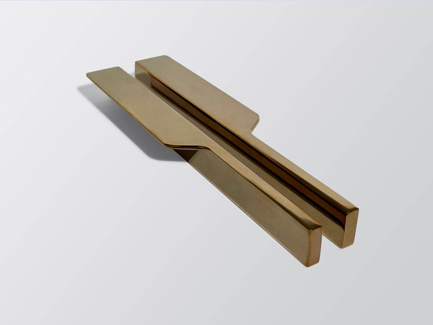 AL 2305 Shuttle Wardrobe Handle