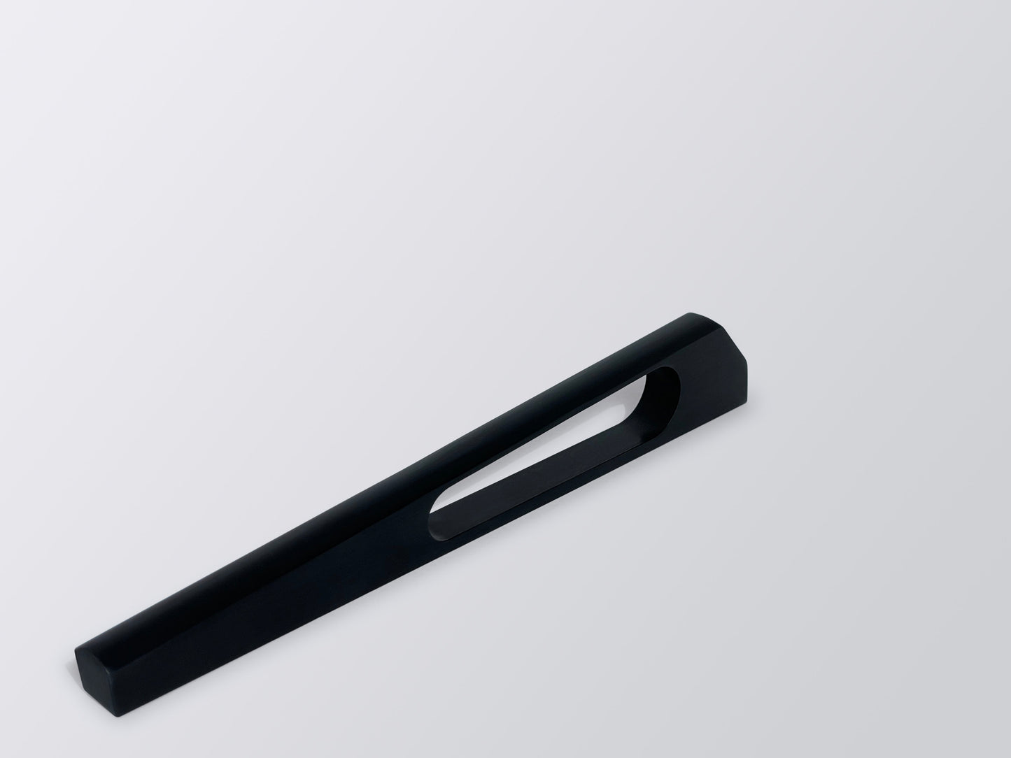 AL 2307 Blaze Wardrobe Handle